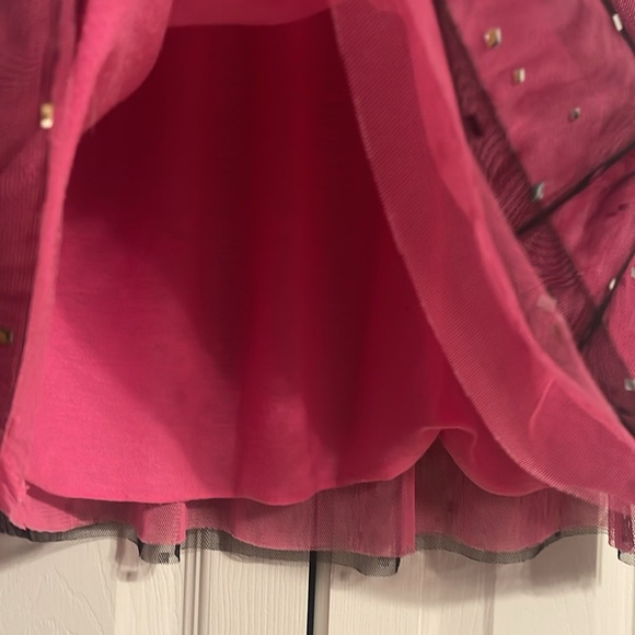 So black and pink skirt with silver accents and crinoline size Medium 10-12 NWOT - Picture 6 of 8